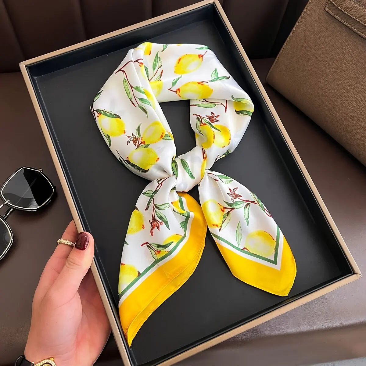 2025 New Fashion 70X70cmPrinted Women's Scarf Pashmina Silk Scarf Square Shawl Decorative Headband Neck Luxury Design Bandana - Color JNC924-01