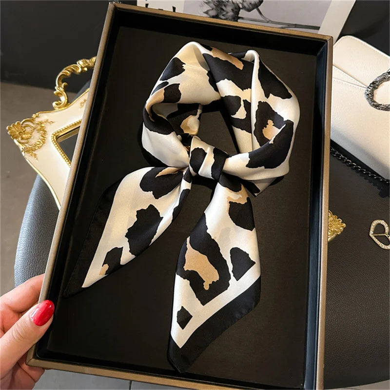 2025 New Fashion 70X70cmPrinted Women's Scarf Pashmina Silk Scarf Square Shawl Decorative Headband Neck Luxury Design Bandana - Color JNC690-02