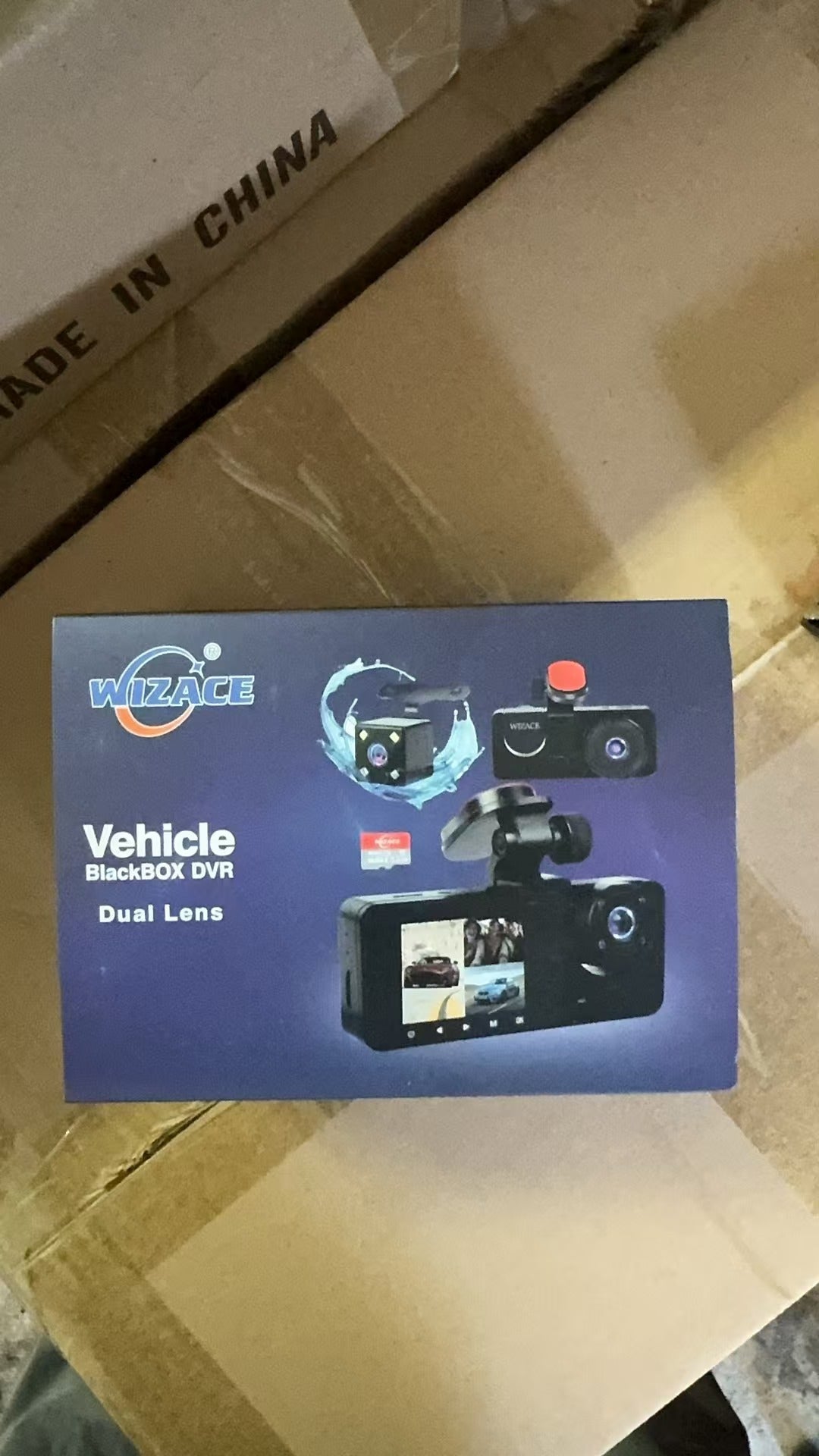 1080P Cámara de tablero de 3 canales frontal y trasera interior con tarjeta de 32 GB, cámara de tablero para automóvil, cámara triple