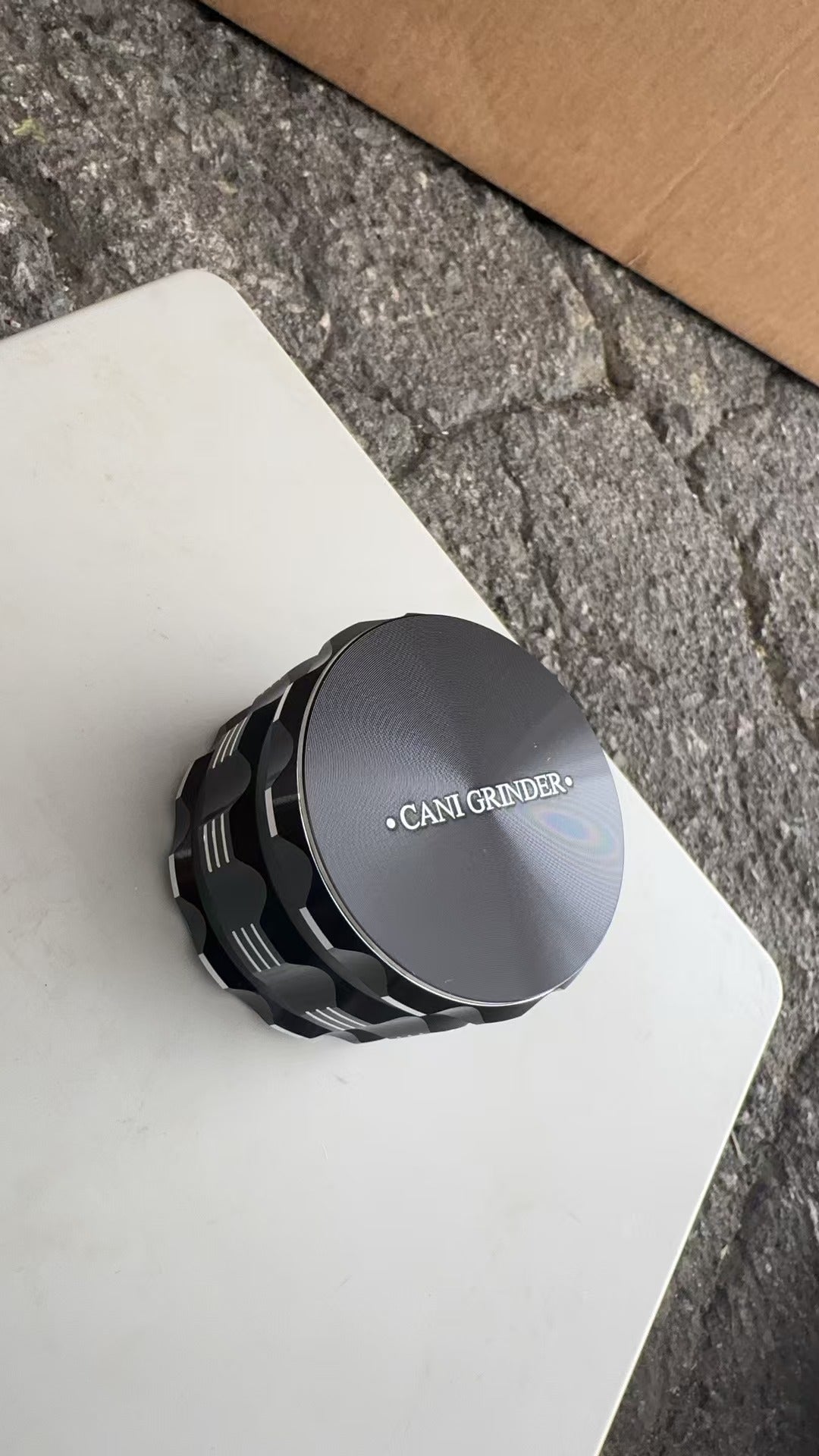 Multi Purpose Crusher 2.5 Inch Alumium Non Stick Spice Grinder Grinder for Grinding Dry Fresh Spice, Manual Spice Grinder