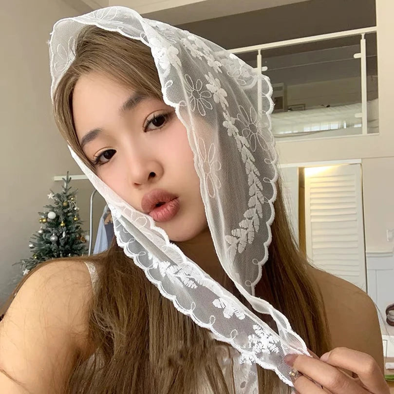 White Woven Floral Lace Hair Scarf Wraps Women Retro Triangle Headscarf Hat Travel Photo Headband Hair Accessories - Color C