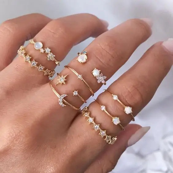 Bohemian Butterfly Pearl Rings Set for Women Shine Pearl Gothic Vintage Plated Retro Rhinestone Simple Finger Jewelry Gift - Main Stone Color X5763