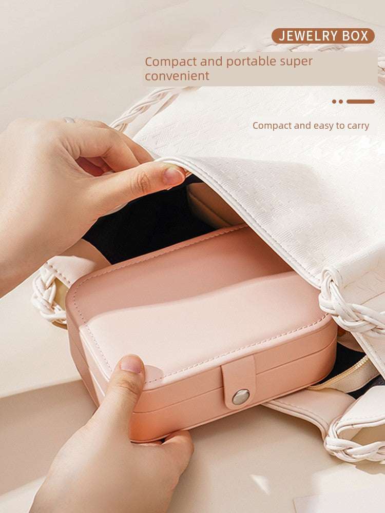 S9e2b9e741f9f43f7af54414db1478d9eL